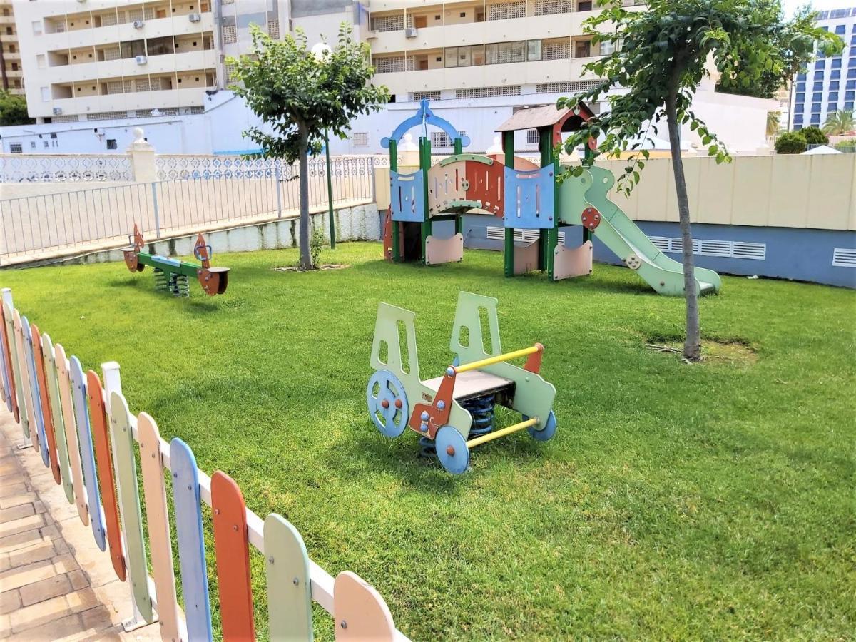 Gemelos 22-3-6 Benidorm Extérieur photo