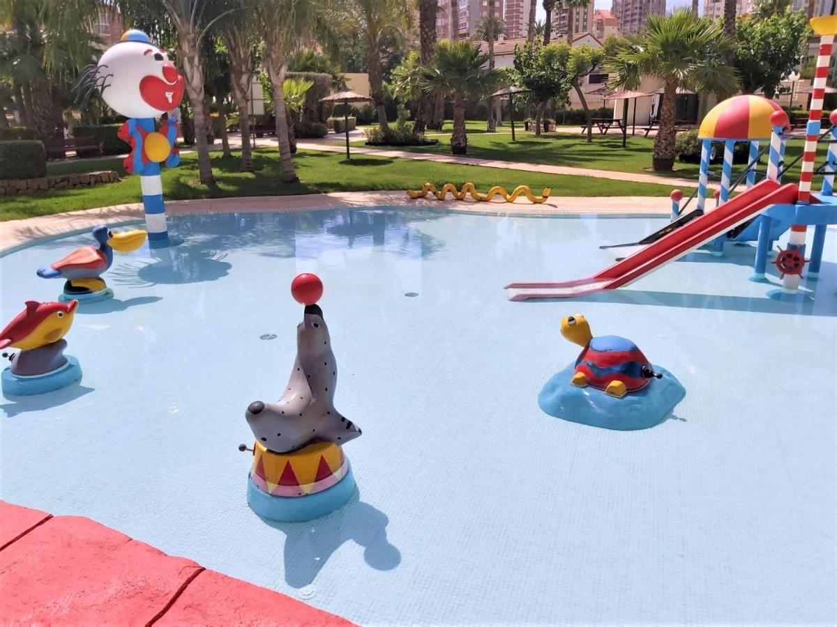 Gemelos 22-3-6 Benidorm Extérieur photo